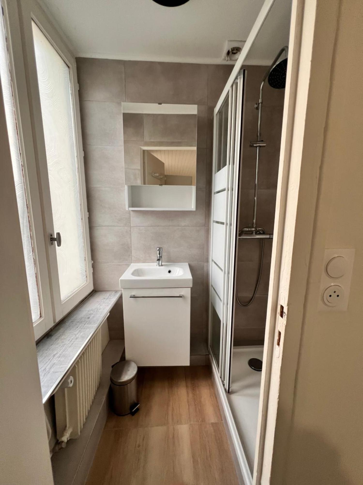 Appartement 4 Personnes, 1 Chambre, Terrasse, Wifi, Proche Du Centre La Bourboule Luaran gambar